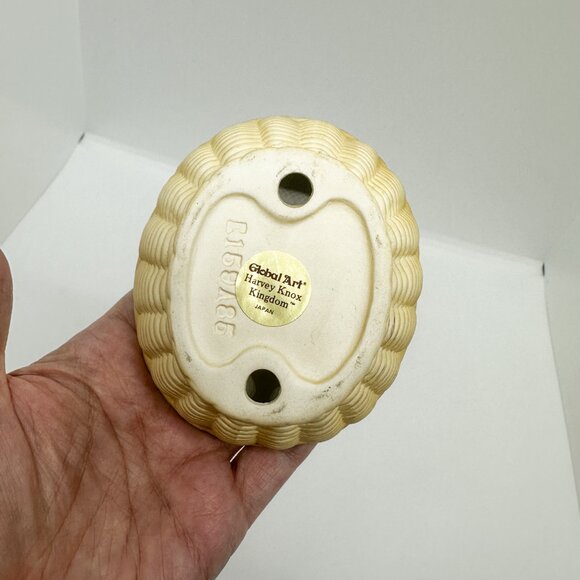 Vtg 1983 Harvey Knox Kingdom Porcelain Tabby Cat Cats Kitten Basket Rescue *FLAW - Picture 8 of 9